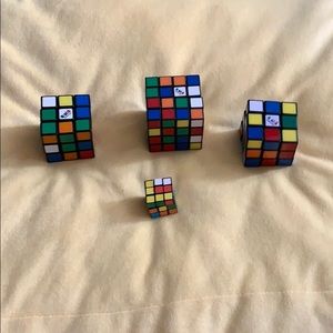Rubik’s cube bundle